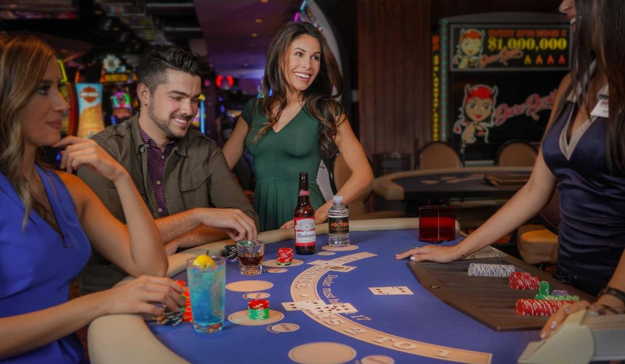 Oyo Hotel And Casino Λας Βέγκας Εξωτερικό φωτογραφία